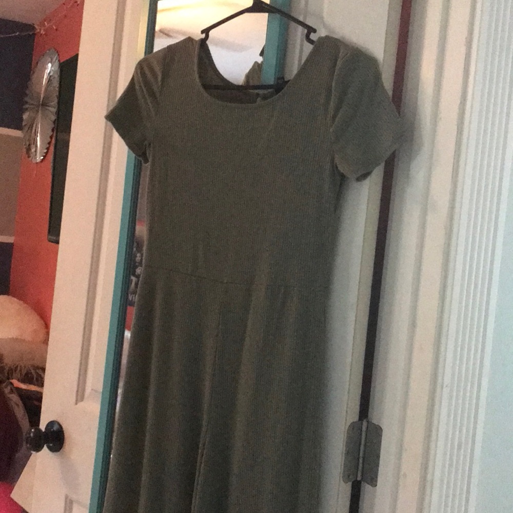 A green pants jump suit